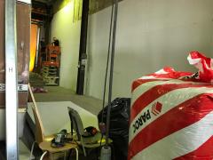 Dette billede illustrere 348 kvadratmeter fibergips skaber praktikpladser til udsatte unge