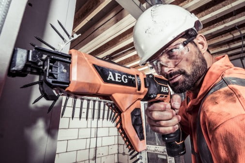 Dette billede illustrere AEGs nye PRO12V gipsskruemaskine