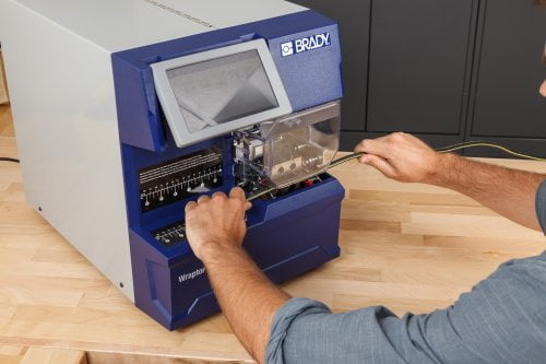 Dette billede illustrere Brady – Spar 10 sekunder pr. opmærket kabel