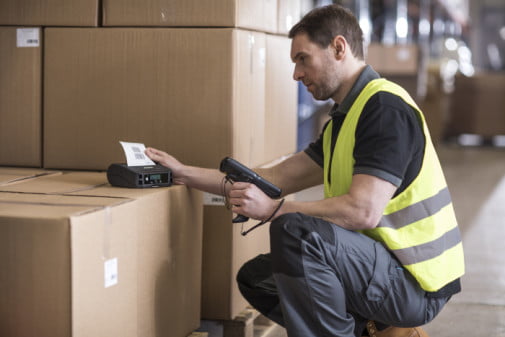 Dette billede illustrere Disse mobile Brother kvitterings- og labelprintere kan tåle lidt af hvert