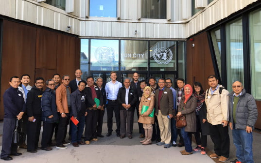 Dette billede illustrere Energistyrelsen – Indonesisk delegation i Danmark for at lære om energieffektivisering