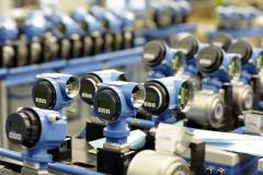 Dette billede illustrere Frost & Sullivan anerkender Endress+Hauser med Global Market Leadership Award for deres elektromagnetiske flowmålere