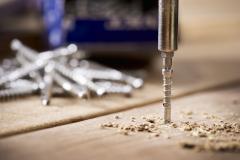 Dette billede illustrere NKT Fasteners lancerer den ultimative terrasseskrue