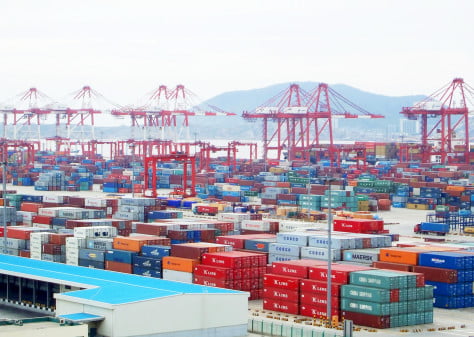 Dette billede illustrere Roxtec – Gennemføringer der sikrer havne-infrastrukturen