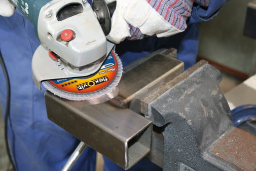 Dette billede illustrere Saint-Gobain Abrasives – Nyt sortiment sliberondeller med aggressiv afvirkning