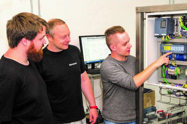 Dette billede illustrere Tæt samarbejde mellem Arla, Siemens og DHJ resulterer i innovativt afgangsprojekt