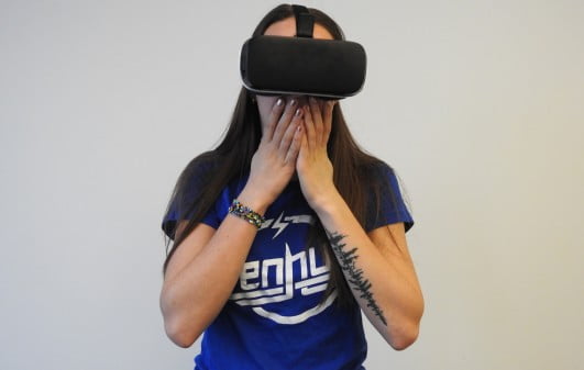 Dette billede illustrere Alexandra Instituttet – Virtual reality vil ændre internettet, som vi kender det
