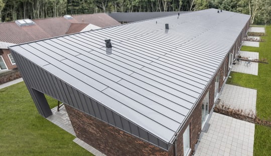 Dette billede illustrere DS Stålprofil – Metaltage giver arkitekter hovedbrud