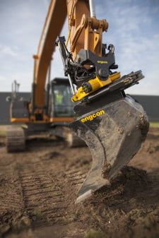 Dette billede illustrere Verdensnyhed – Engcon tilter automatisk med Leica Geosystems