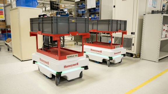 Dette billede illustrere Honeywell Analytics producerer mere effektivt med fleksible, mobile robotter