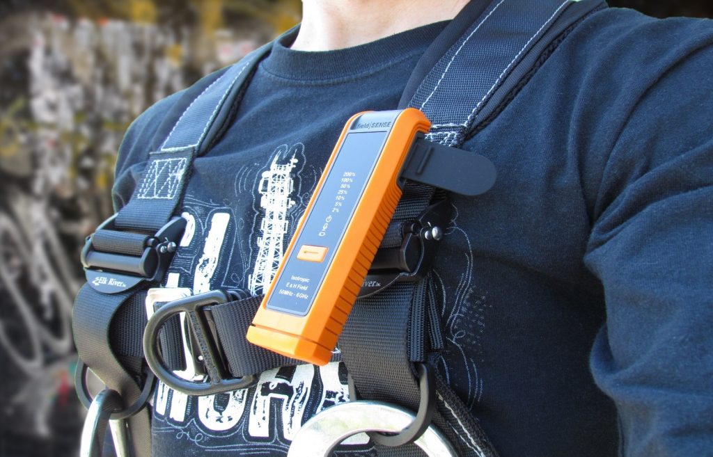 Dette billede illustrere Elma – Personbeskyttelse til antennearbejde