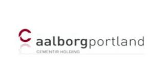 Dette billede illustrere Aalborg Portland fortsætter leverancerne for at holde gang i byggeaktiviteten