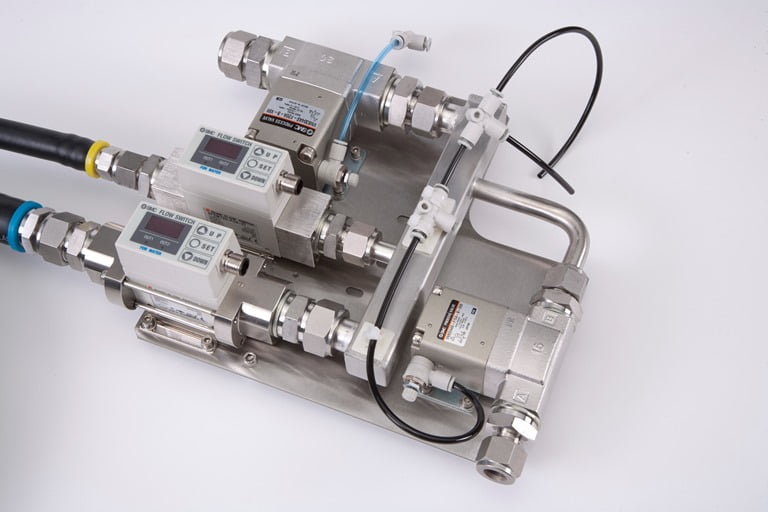 Dette billede illustrere Plade- og tavleløsninger fra SMC