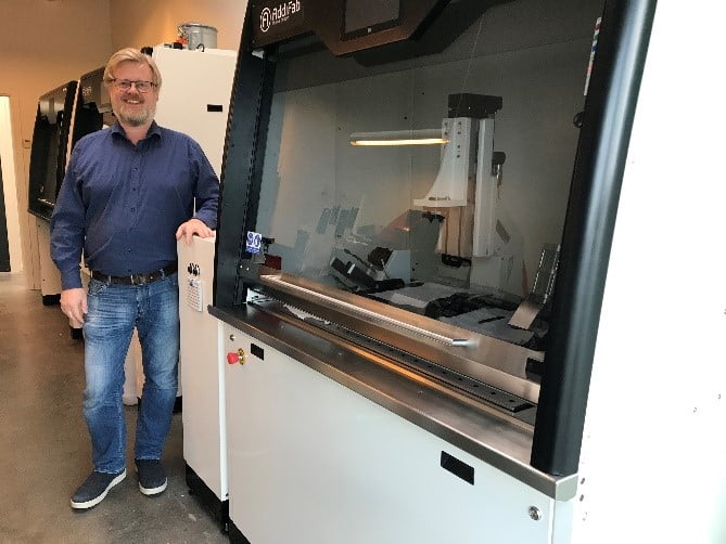 Dette billede illustrere DAVINCI 3D A/S investerer i den nyeste fremstillingsteknologi