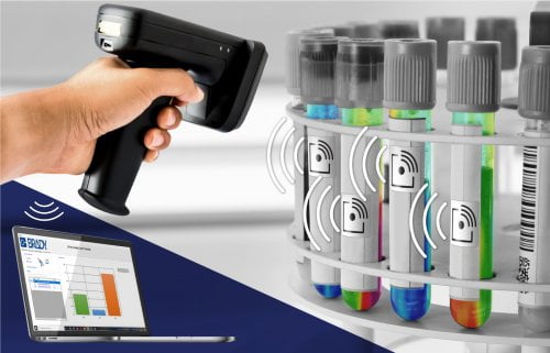 Dette billede illustrere Brady – Nem overvågning af temperaturer med selvklæbende labels