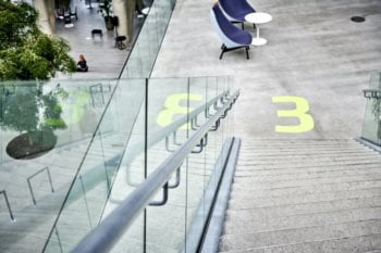 Dette billede illustrere Lafuco glasrækværker