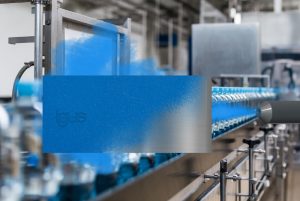 Dette billede illustrere For en glat glidende pose – nyt igus coatingpulver for fødevareteknologi