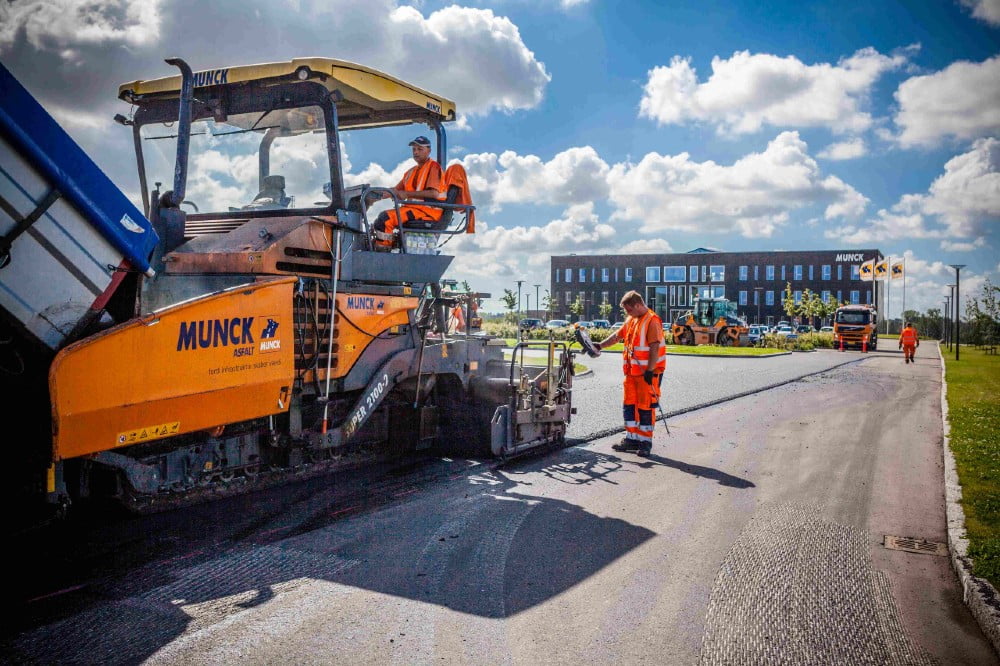 Dette billede illustrere Munck Asfalt vælger Fujitsu som leverandør af C7 projektledelsesværktøj