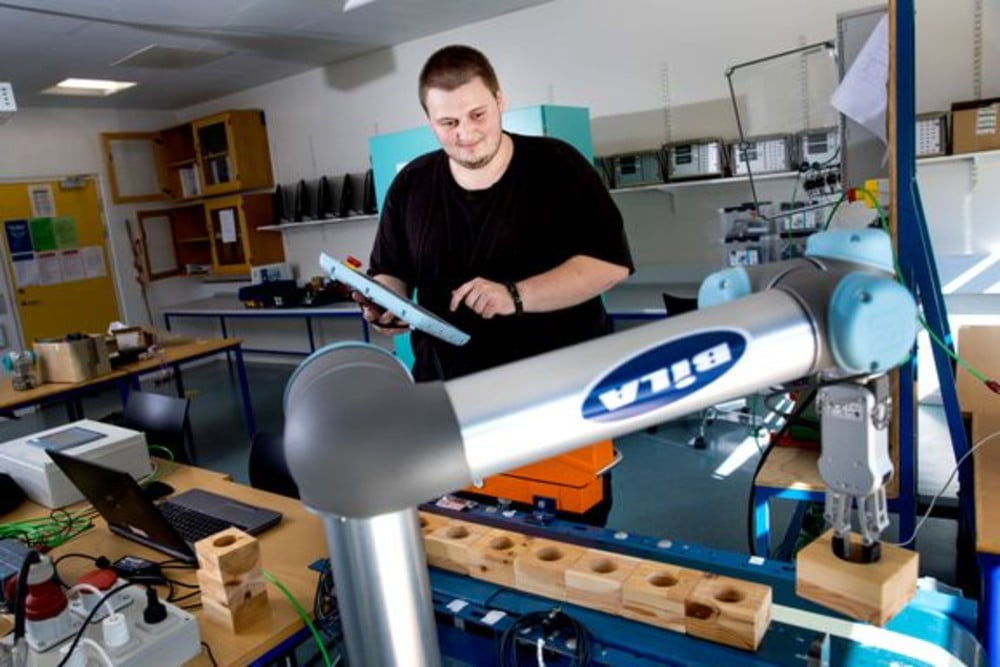 Dette billede illustrere BILA – Boom i skolers robotkøb – Over 50 uddannelser har nu cobots