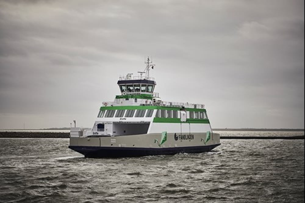 Dette billede illustrere Danfoss Drives ombord på Molslinjens første elfærge Grotte