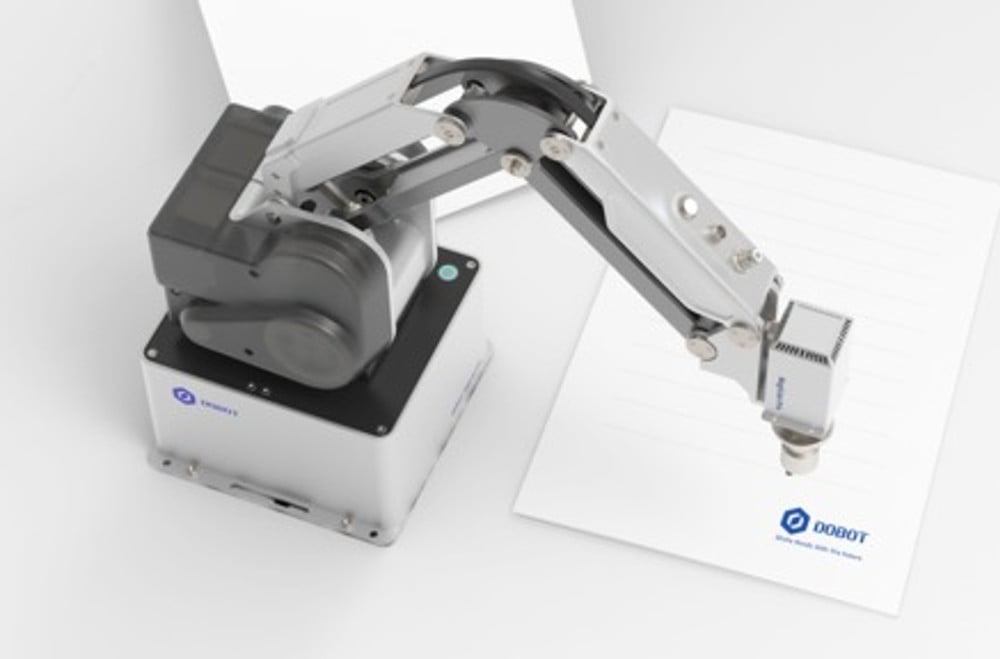 Dette billede illustrere Minirobotter rykker ind i elektronikindustrien