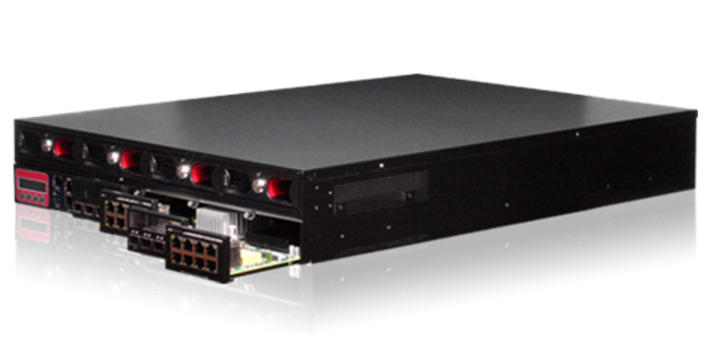 Dette billede illustrere Sensor ECS – FWS-8600 AAEON – 2U Rackmount Network Appliance