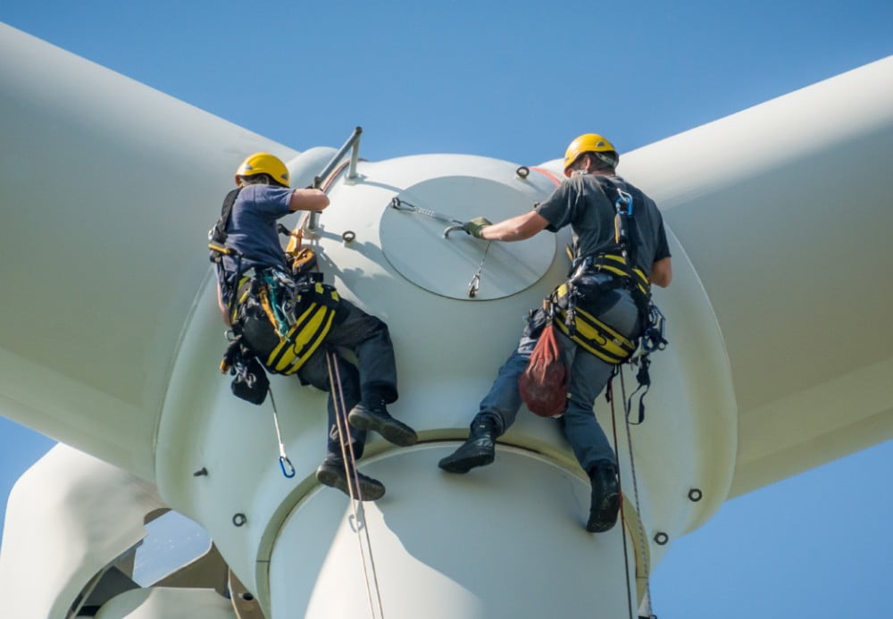 Dette billede illustrere Beskyttelse mod elektrisk stød og aktivering af turbine under vedligeholdelse