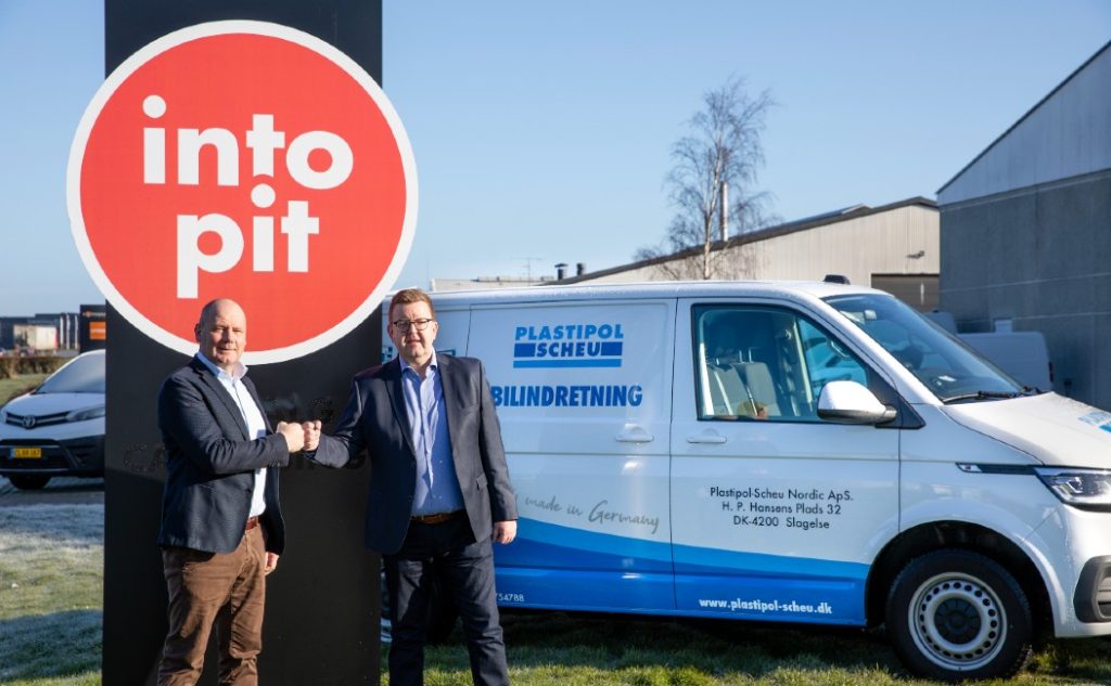 Dette billede illustrere Intopit tilbyder landsdækkende bilindretning gennem nyt samarbejde