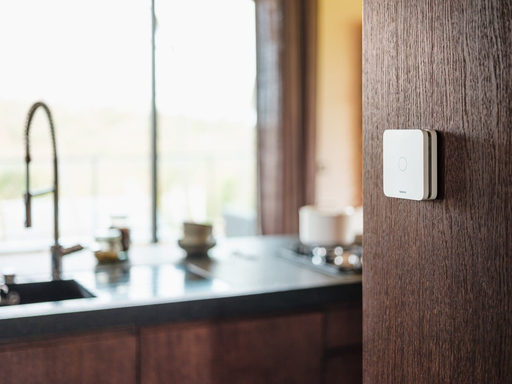 Dette billede illustrere Legrand – Netatmo Smart Kuliltealarm
