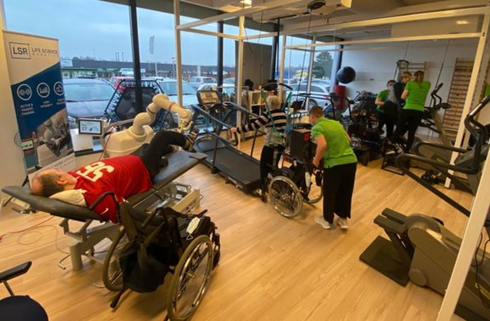 Dette billede illustrere Life Science Robotics – Gennembrud for robot-genoptræning