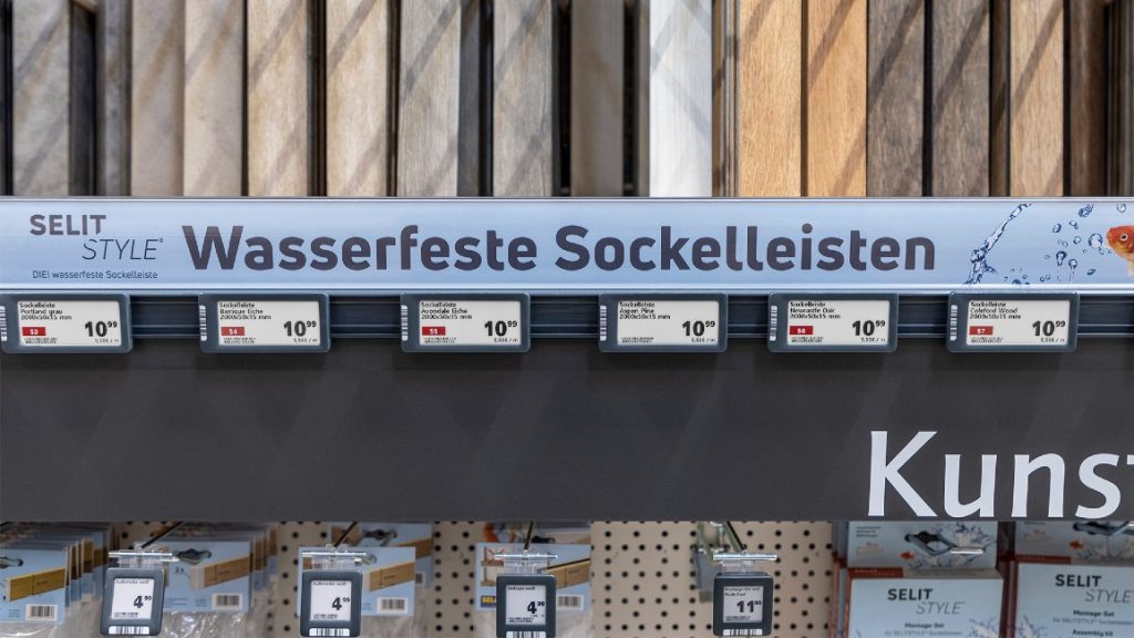 Dette billede illustrere Globus Baumarkt begynder ESL udrulning med Delfi Technologies