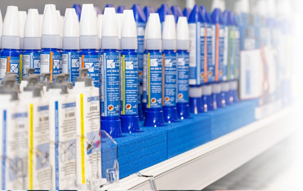 Dette billede illustrere Danlube – WEICONLOCK gevindsikring til fødevarer og pharma industrien