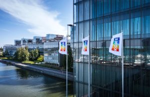 Dette billede illustrere KONE er stolte sponsorer af Copenhagen Pride