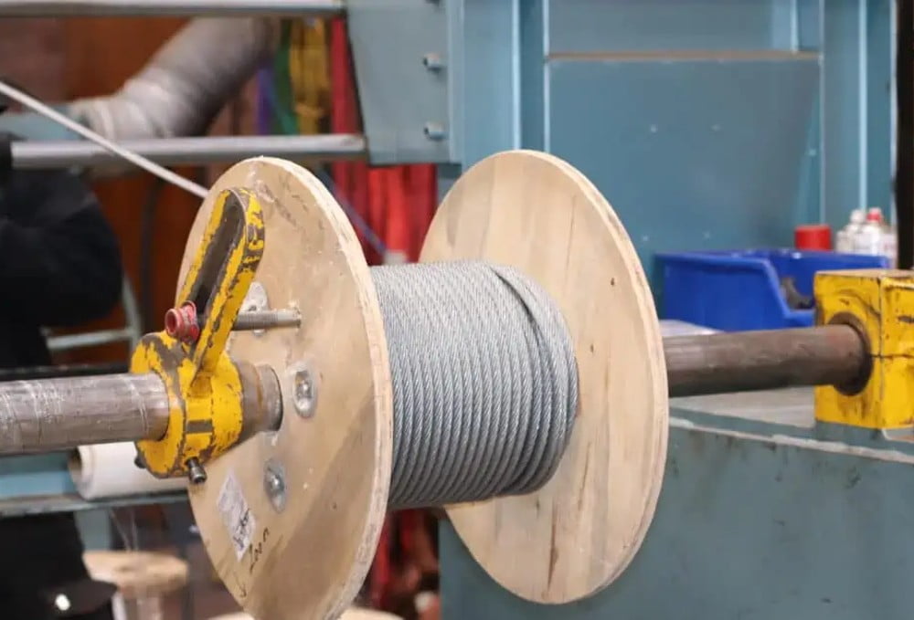 Dette billede illustrere Max Fodgaard – Kom med ind på vores riggerværksted