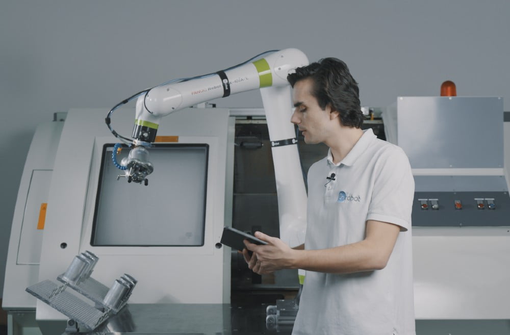 Dette billede illustrere Ny platform fra OnRobot får robotter i drift på en formiddag frem for en uge
