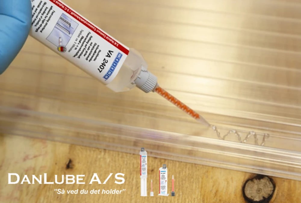 Dette billede illustrere Danlube – WEICON VA 2407 Krystalklar 2-komponent cyanoacrylat