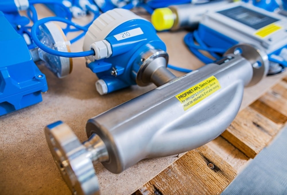 En stærk global partner indenfor instrumentering

Endress+Hauser er en af verdens førende leverandører af måleinstrumenter, services og løsninger til industriel procesteknik. Det er vores mission at hjælpe vores kunder med at optimere deres processer med fokus på lønsomhed, sikkerhed og miljøhensyn.