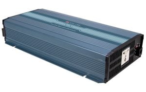 Dette billede illustrere Power Technic – 1700W DC/AC inverter med indbygget UPS funktion