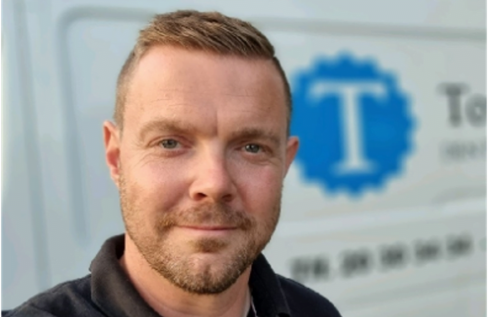 Service, Reparation, Salg og Montage af
Kompressor, Lifte, Udsugning og Værkstedstilbehør