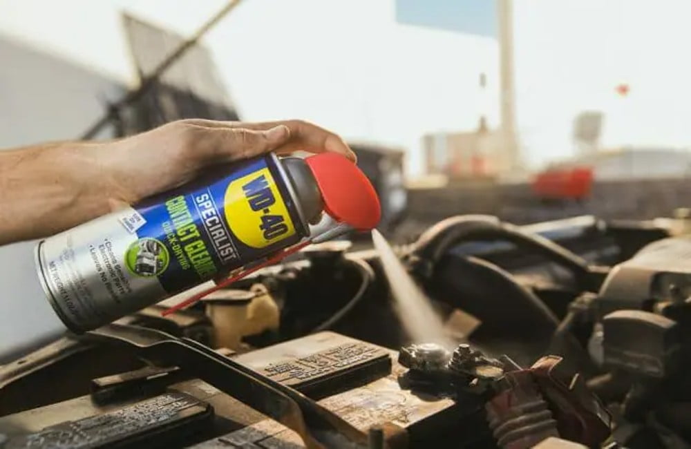 Du kan også benytte vores Fast Release Penetrant til at løsne stramtsiddende komponenter og mekanismer på kort tid.