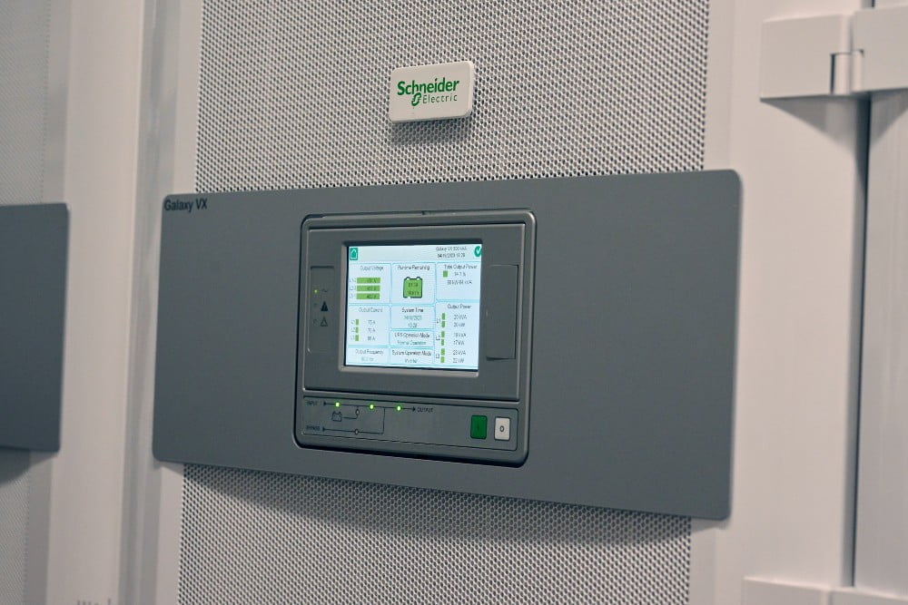Prisvindende datacenteroperatør stabiliserer dansk elnet i samarbejde med Schneider Electric