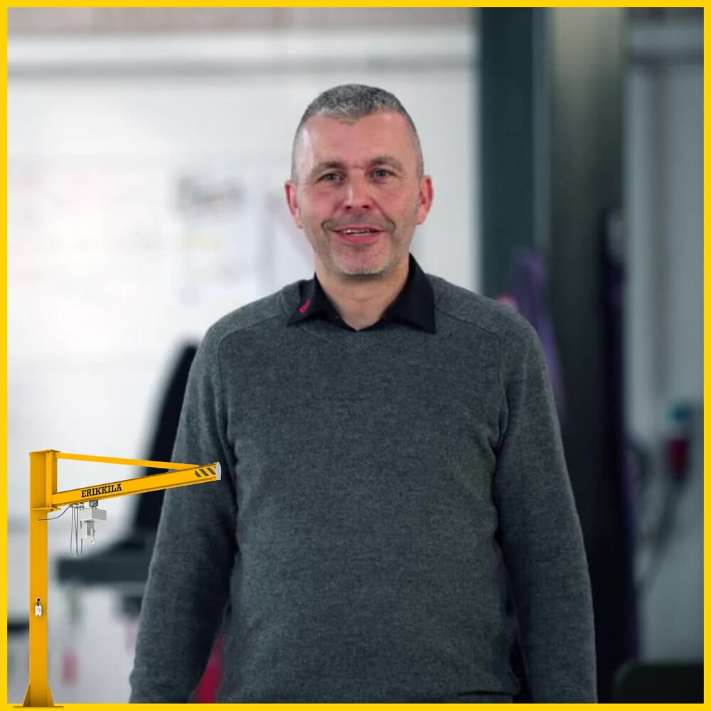 Få en budgetpris på vores mest på mest populære svingkran – Fyns Kran Udstyr A/S