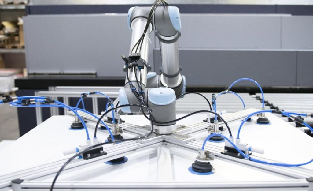 Robotarm frigiver 150 timer på 4 måneder