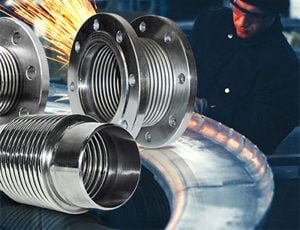 Stålkompensatorer med svejseender og flanger fra KLINGER