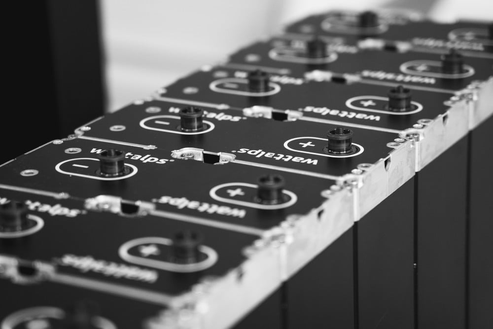 Finansiering på 11 mio. euro sikrer stor industriel ekspansion for den europæiske batteriproducent WATTALPS