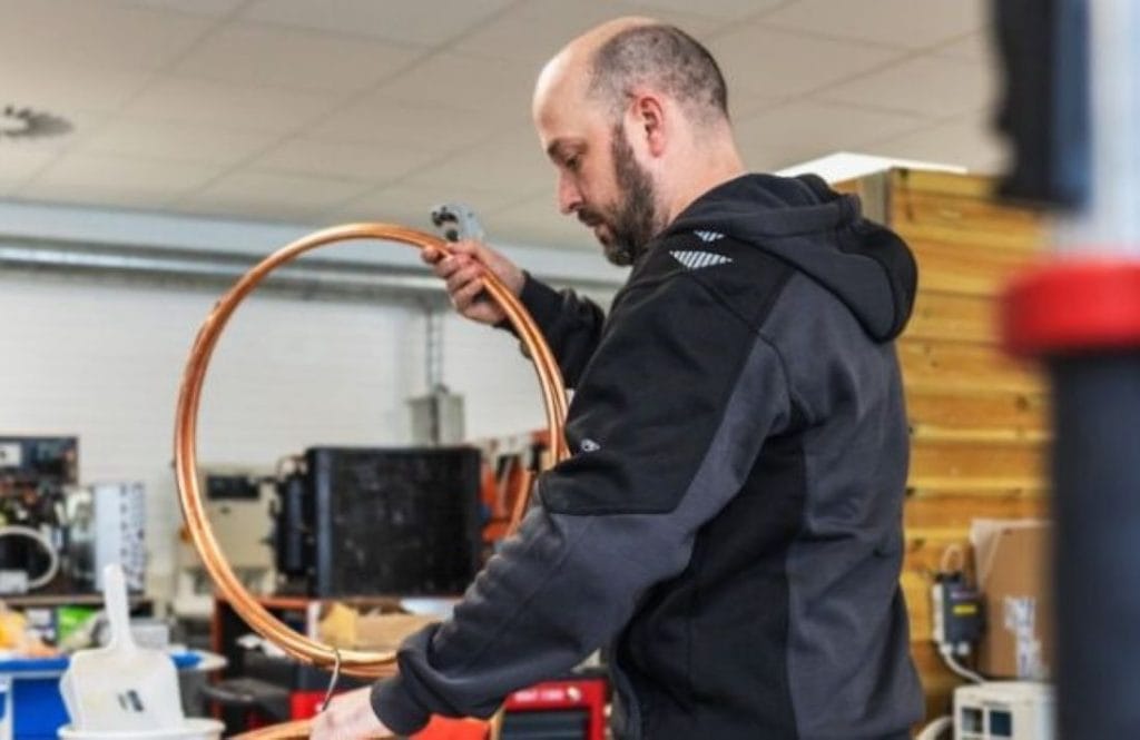 Dette billede illustrere Teknika (tidl. Maskinmesterskolen København)- Certifikatkursus i Køleteknik og Varmepumper – EU F-gas Kategori A2