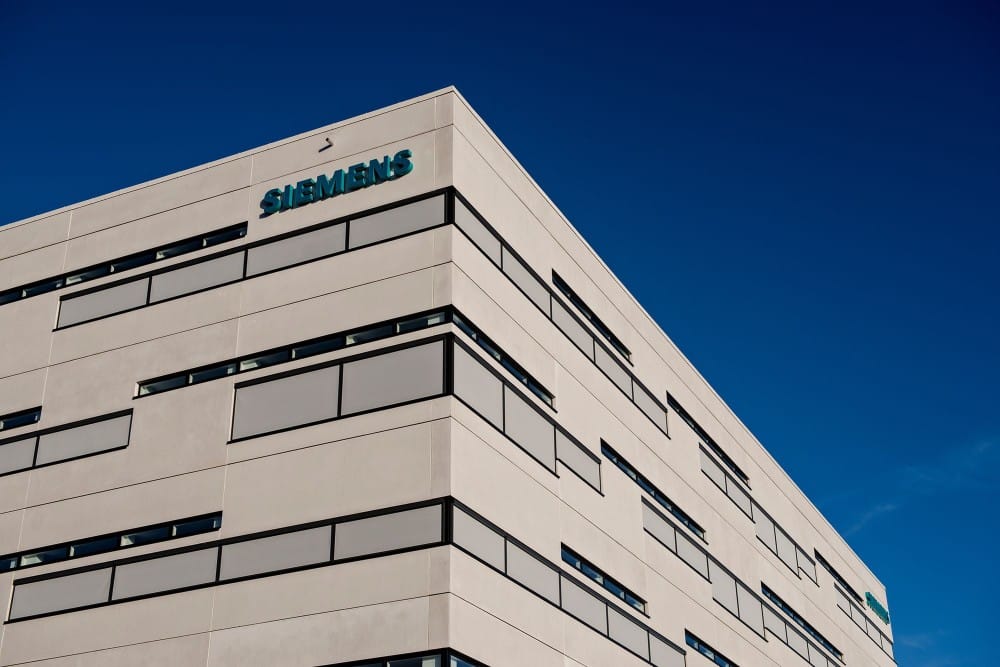 Fremtidens produktion får AI-boost - Siemens og NVIDIA styrker samarbejdet