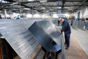 I E. Klink arbejdes der kontinuerligt og struktureret med arbejdsmiljø og miljø. Arbejdet er nu både anerkendt og dokumenteret gennem ISO-certificeringerne.