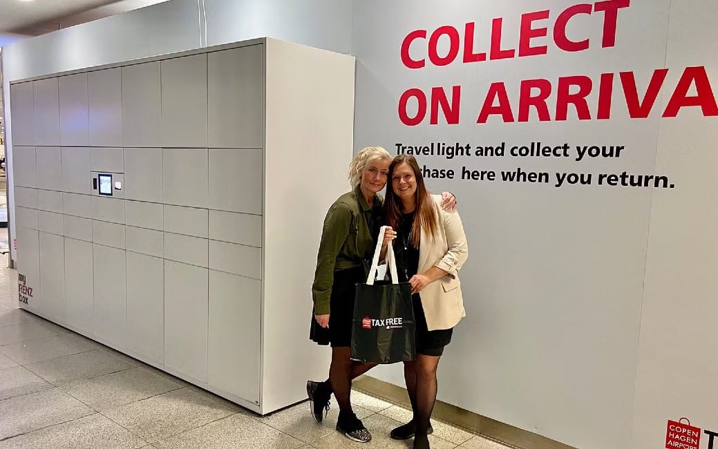 Lizette Hilaire fra Renz og Michella Pedersen fra Heinemann ved det nye 'Collect on Arrival' anlæg i Københavns Lufthavn.