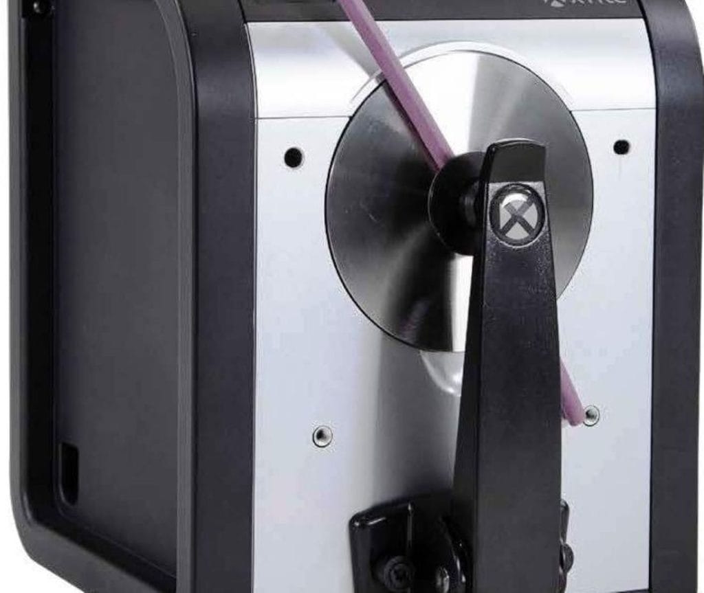 Strenometer ApS er glade for at kunne præsentere CiF3200 fra X-Rite, Inc., et innovativt billeddan-nende bord-spektrofotometer designet til farvemåling af små, komplekst formede, flerfarvede og højt reflekterende emner